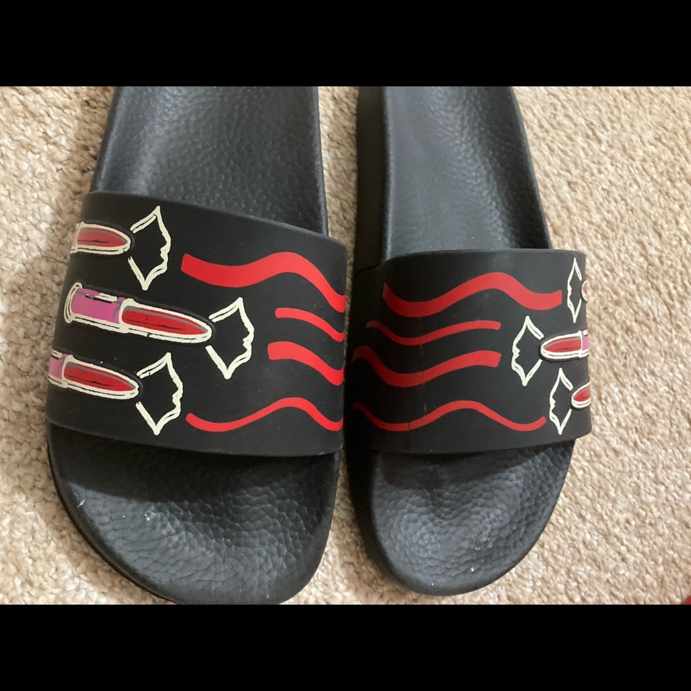Authentic Valentino Slides - Picture 8 of 10